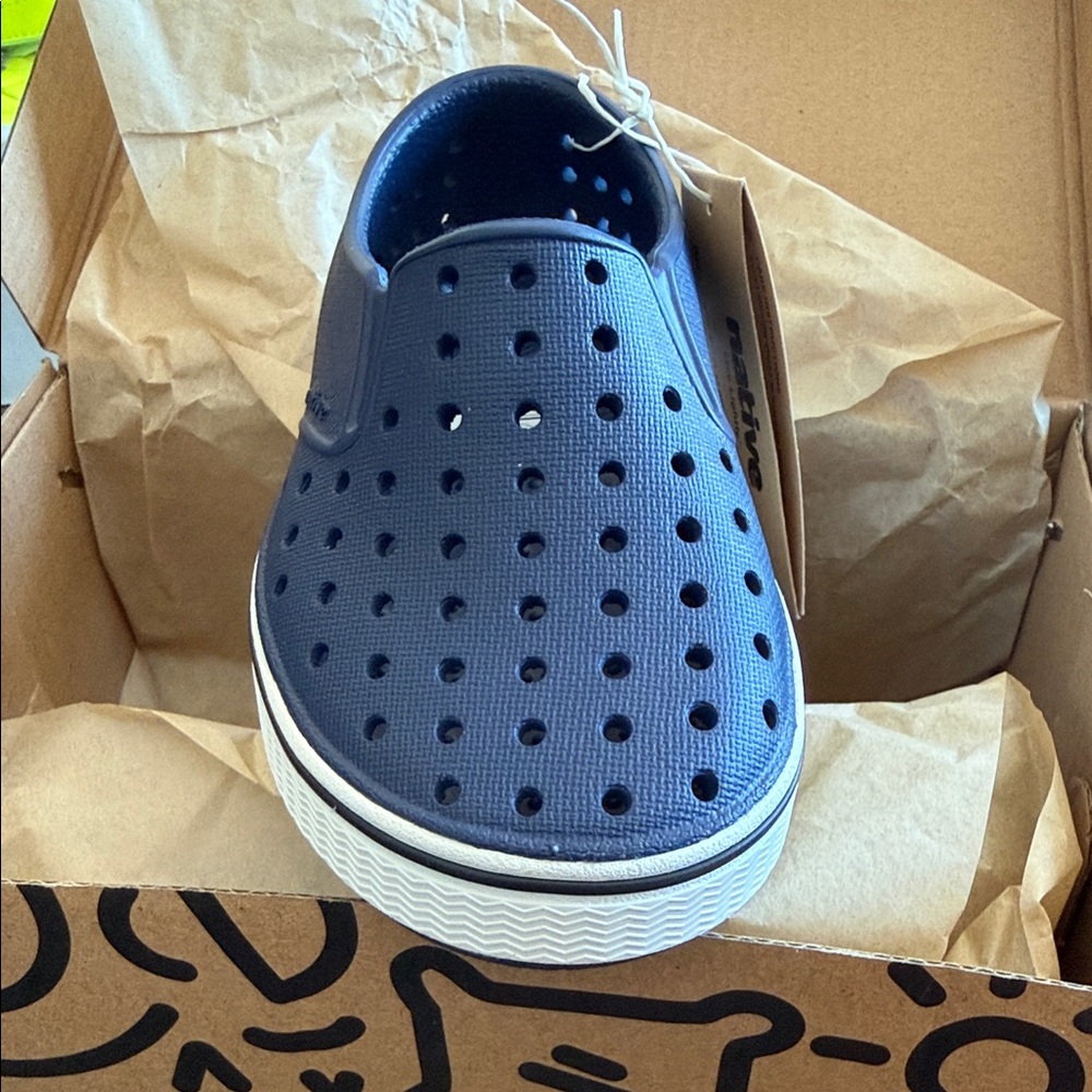 Native Kids Navy Water Shoes